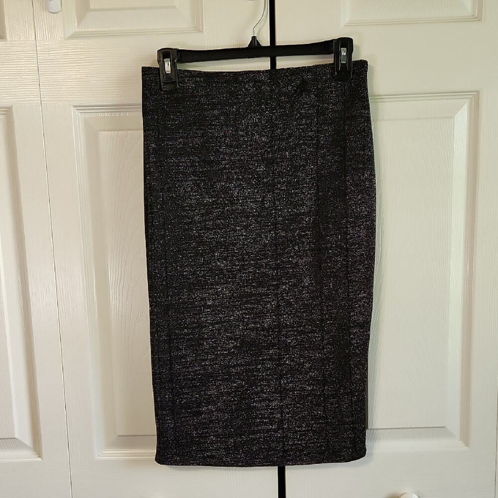 Vintage Discovery Clothing Company Black Silver Metallic Skirt Size SMโ Pencil